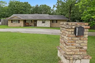 1301 Woodland Dr, Canton, TX 75103 - Photo 3