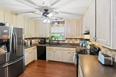 1301 Woodland Drive, Canton, TX 75103 - Photo 11