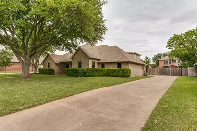 1913 Quail Run Drive, Corinth, TX 76208 - Photo 1