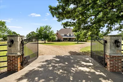 5900 Kings Creek Drive, Post Oak Bend, TX 75142 - Photo 1