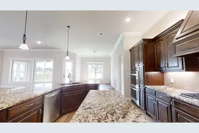 2025 Clive Drive, Granbury, TX 76048 - Photo 9