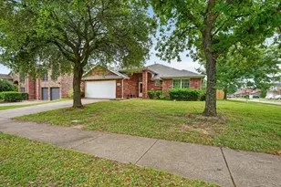 226 Cozy Ln, Cedar Hill, TX 75104 - Photo 1