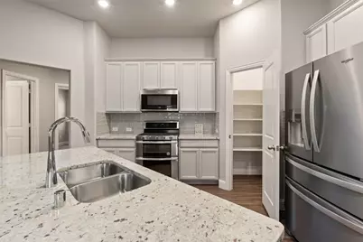 6909 Danridge Road, Rowlett, TX 75089 - Photo 9