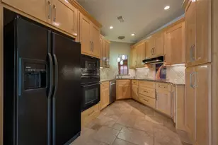 3202 Silent Oak, Farmers Branch, TX 75234 - Photo 7