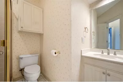 3202 Silent Oak, Farmers Branch, TX 75234 - Photo 17