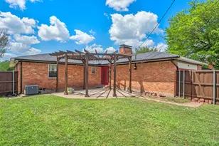 5739 Banting Way, Dallas, TX 75227 - Photo 15