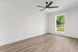 3910 Sonora Ave, Dallas, TX 75216 - Photo 13