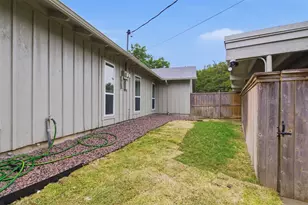 7517 Meadow Oaks Dr, Dallas, TX 75230 - Photo 29