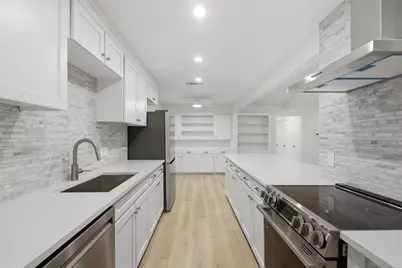 7517 Meadow Oaks Drive, Dallas, TX 75230 - Photo 9