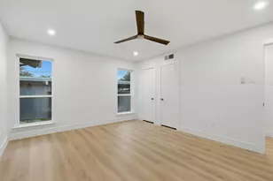 7517 Meadow Oaks Dr, Dallas, TX 75230 - Photo 23