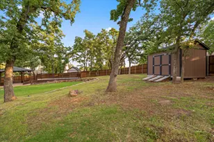 180 N Woodland Trail, Double Oak, TX 75077 - Photo 27