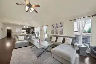 10401 Flat Creek Trail, McKinney, TX 75072 - Photo 15