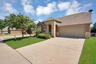 10401 Flat Creek Trail, McKinney, TX 75072 - Photo 3