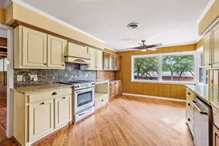 716 Westwood Dr, Sherman, TX 75092 - Photo 3