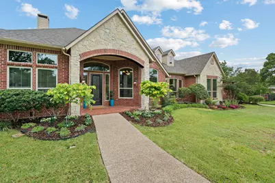 122 W Carruth Lane, Double Oak, TX 75077 - Photo 1