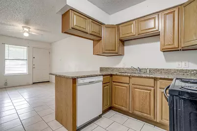 1009 W 4th Street #1011, Keene, TX 76059 - Photo 9