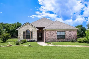 131 Avalon Dr, Princeton, TX 75407 - Photo 1