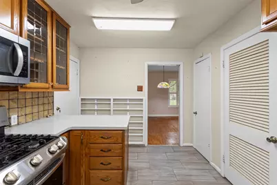 9823 Limerick Drive, Dallas, TX 75218 - Photo 11