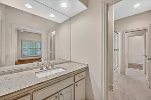 14819 Bellbrook Dr, Addison, TX 75254 - Photo 21
