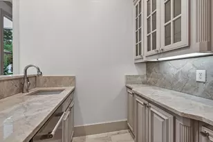 14819 Bellbrook Dr, Addison, TX 75254 - Photo 11