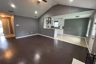 619 Allencrest Dr, White Settlement, TX 76108 - Photo 3