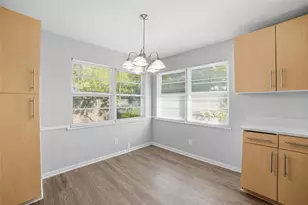 2926 N Prairie Creek Rd, Dallas, TX 75227 - Photo 11