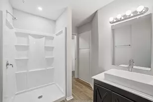 2926 N Prairie Creek Rd, Dallas, TX 75227 - Photo 15