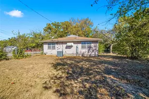 2926 N Prairie Creek Rd, Dallas, TX 75227 - Photo 19