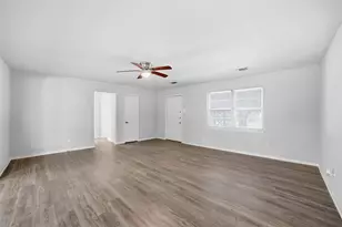2926 N Prairie Creek Rd, Dallas, TX 75227 - Photo 5