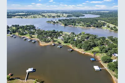 1805 Beavers Point, Bonham, TX 75418 - Photo 3