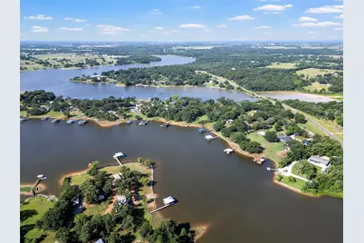 1805 Beavers Point, Bonham, TX 75418 - Photo 21