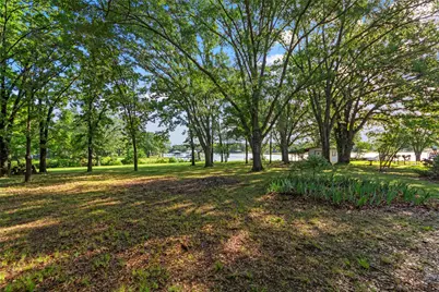 1805 Beavers Point, Bonham, TX 75418 - Photo 27