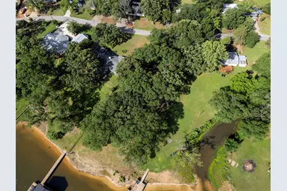 1805 Beavers Point, Bonham, TX 75418 - Photo 17