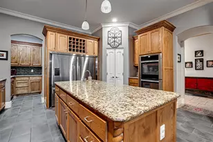 3001 Sunray Valley Ct, Arlington, TX 76012 - Photo 11