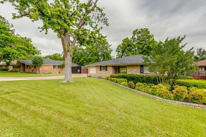 3720 Wilkie Way, Fort Worth, TX 76133 - Photo 3