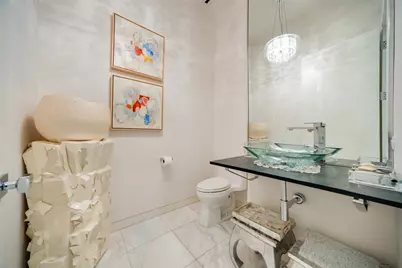 2408 Victory Park Lane #1439, Dallas, TX 75219 - Photo 13