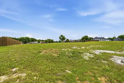 516 Highview Court, Godley, TX 76044 - Photo 3