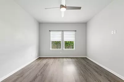 4945 Ramey Avenue, Fort Worth, TX 76105 - Photo 11