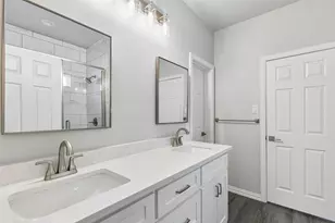 4945 Ramey Ave, Fort Worth, TX 76105 - Photo 13