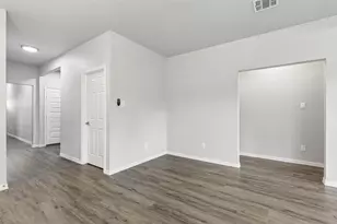 4945 Ramey Ave, Fort Worth, TX 76105 - Photo 5