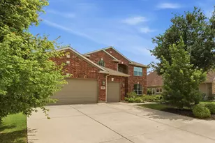 9601 Grandview Dr, Denton, TX 76207 - Photo 3
