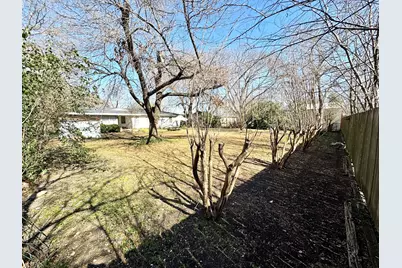 112 Savannah Street, Waxahachie, TX 75165 - Photo 17