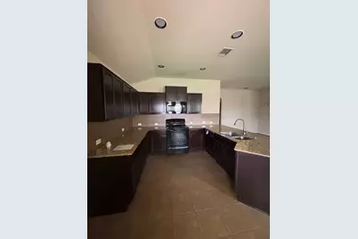 11507 N Peak, San Antonio, TX 78245 - Photo 13