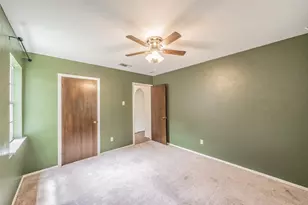 733 Bluebonnet Dr, Hurst, TX 76053 - Photo 27