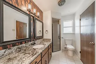733 Bluebonnet Dr, Hurst, TX 76053 - Photo 23
