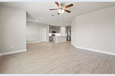 225 Roundstone Road, Fort Worth, TX 76052 - Photo 5