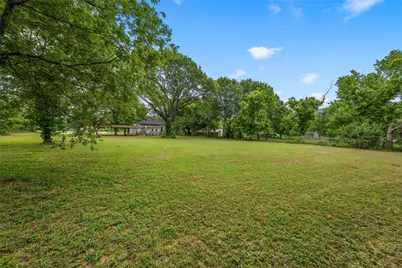402 N Bordon Street, Lorena, TX 76655 - Photo 31