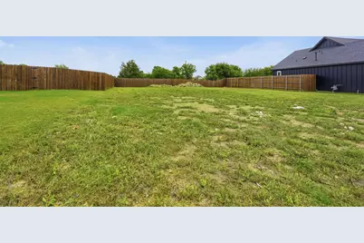 572 Highview Court, Godley, TX 76044 - Photo 3