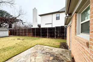 515 Bondstone Dr, Dallas, TX 75218 - Photo 17