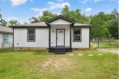 136 Erie Street, Mabank, TX 75156 - Photo 1